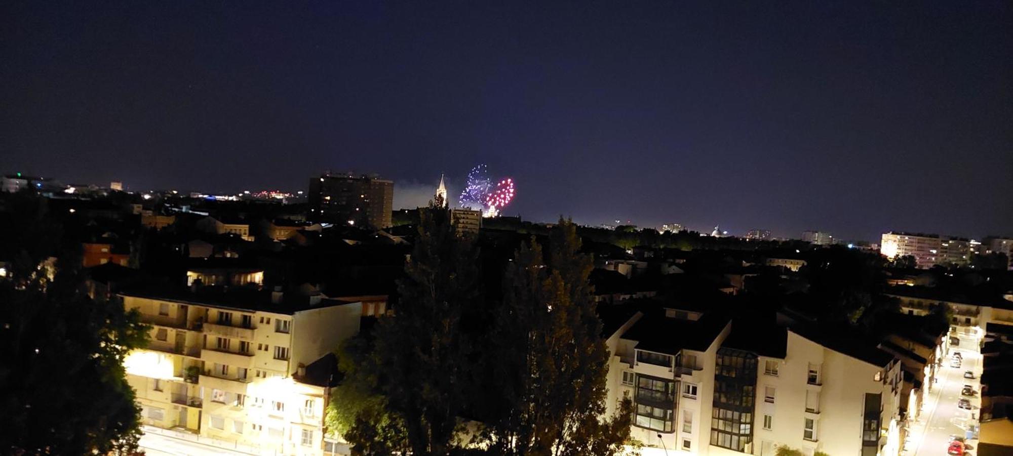Le Panoramique Leilighet Toulouse Eksteriør bilde